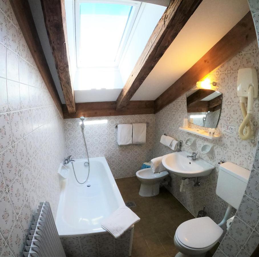 Albergo Alla Torre Siegler Im Thurm Merano Exterior photo